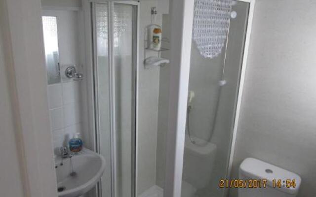 Valdene Hotel
