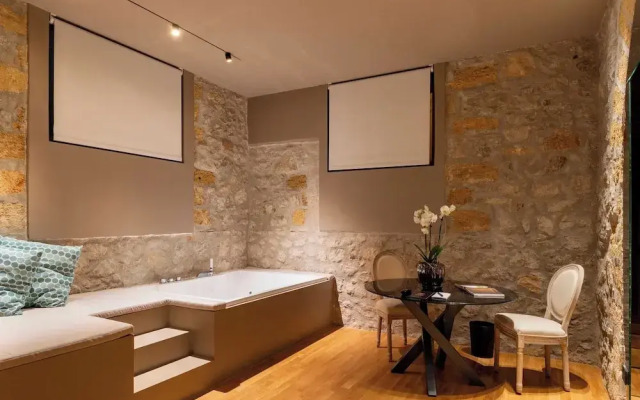 Five Suite