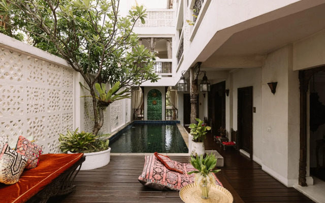 At Niman Conceptual Home