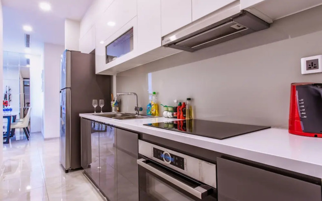 Lipbi Home-Central Luxury Apartment