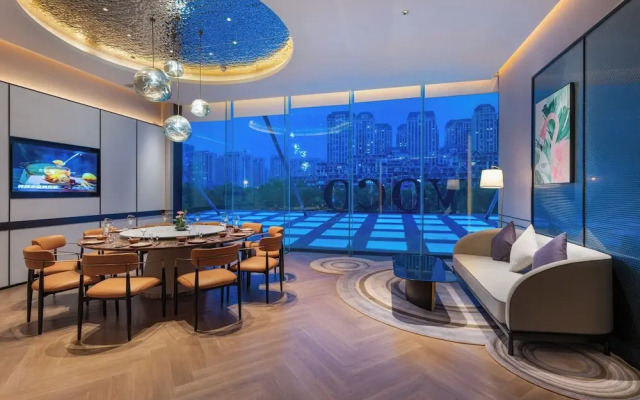 voco Hefei Binhu by IHG
