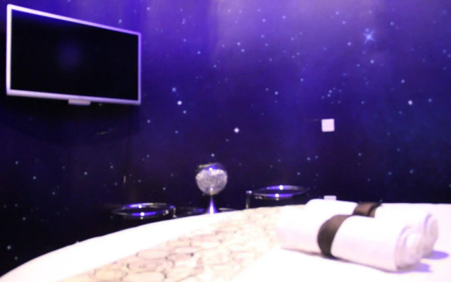 Love Inn Boutique Hotel