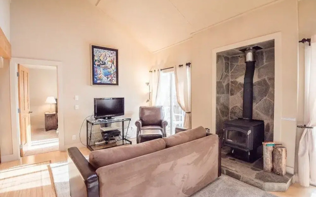 Crestview in River Run by Alpine Lodging