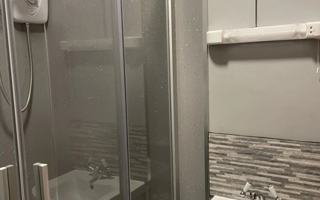 The Hole In The Wall