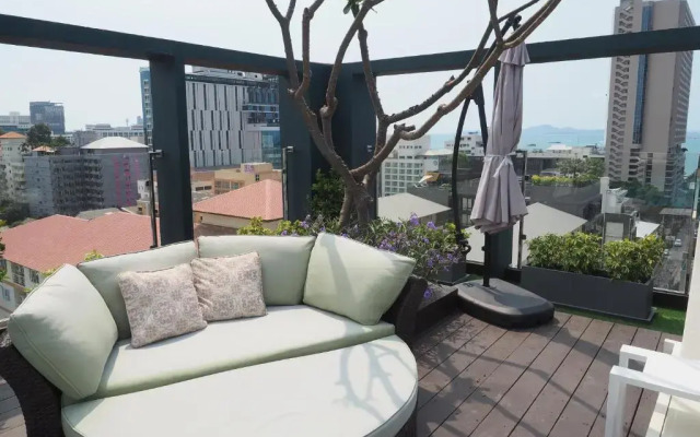 Empress Pattaya Hotel