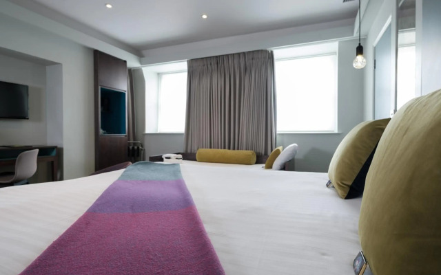 Signature Townhouse Hyde Park