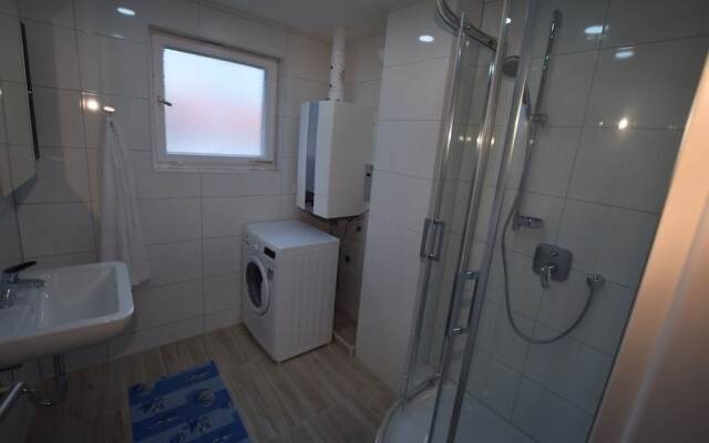 AB Apartment 23 near Cannstatter Wasen