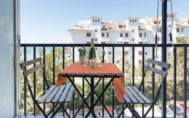 Calahonda primera linea de playa