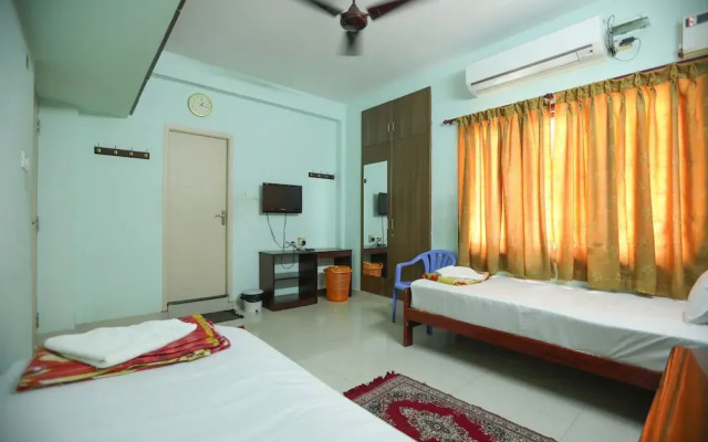 ULO Saicharan Comfort Inn