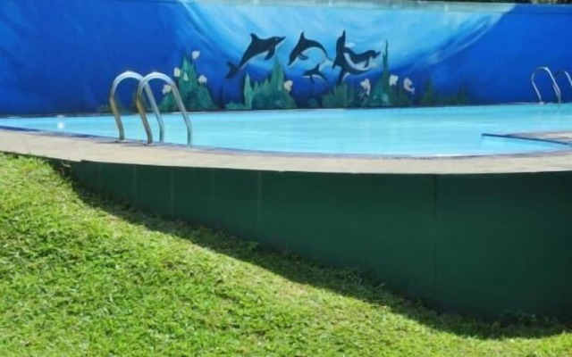 Green Shadows Beach Hotel