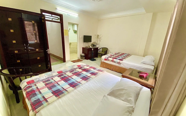 Viet Nhat Halong Hotel