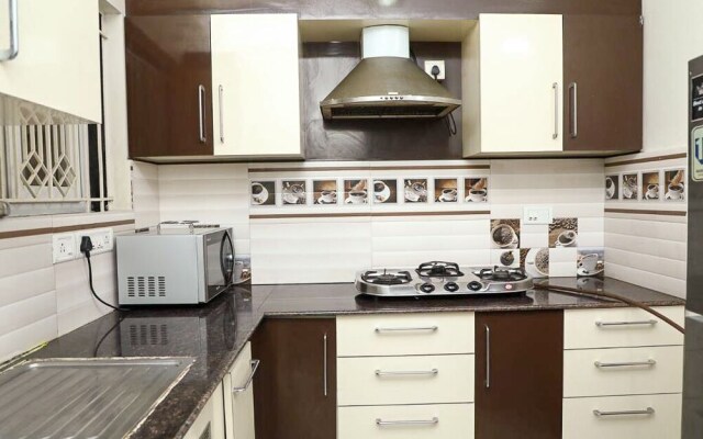 Petals Service Apartment
