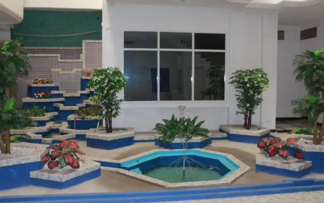 Hotel Pangrango 3