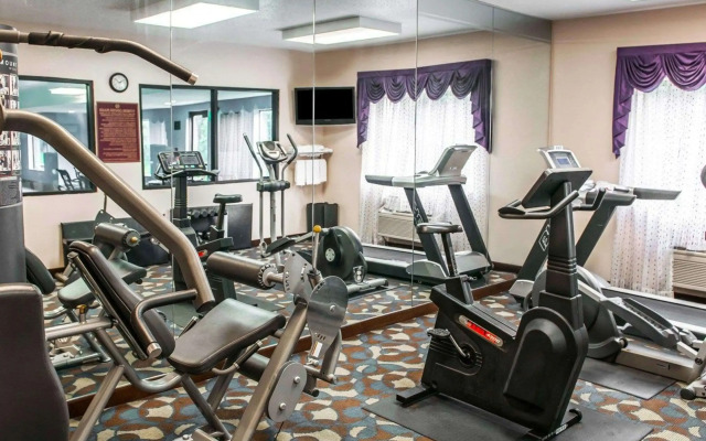 Quality Inn & Suites South Bend Airport