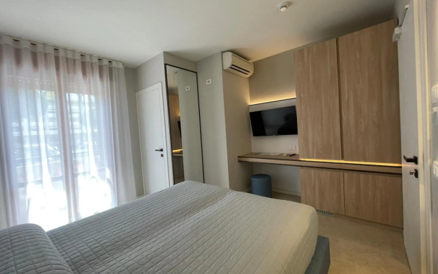 Petit Hotel