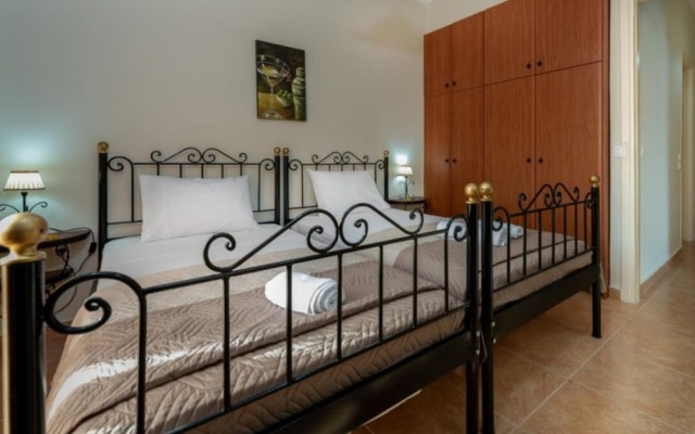 Villa Rose With Private Pool