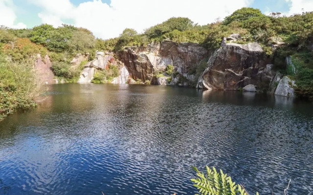 Tickeydoo, Tor Down Quarry