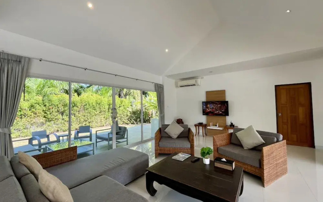 Villa Baan Lalle Pool and Spa