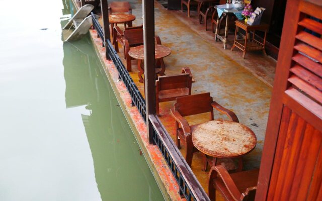 Thanicha Resort Amphawa