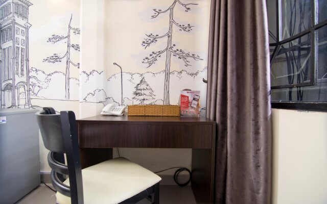 Honey House Hotel