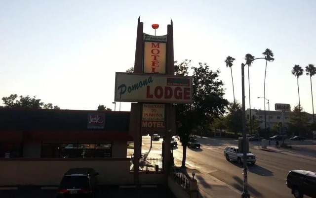 Heritage Inn