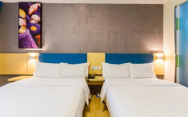 7 Days Inn Zhuhai North Railway Station Jinding Shop