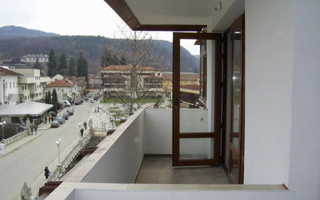 Apartment Planinski Rai