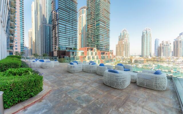 Cayan Tower - The Artist Studio