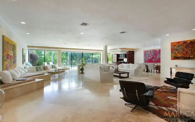 Villa Charmaine