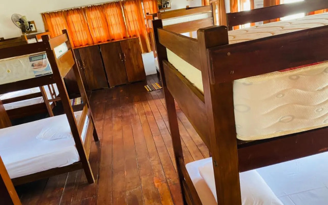 dream lanka surf hostel