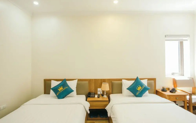 White Crown Hotel