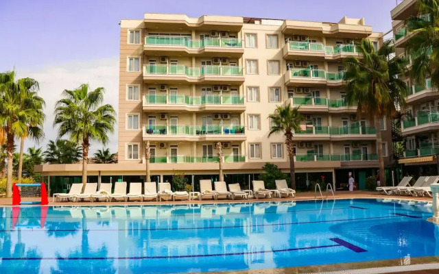 Grand Akca Hotel