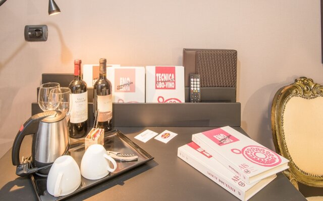 Rometobe Rooms & Hospitality