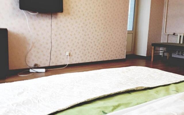 Max Apart (Макс Апарт) на улице Горького