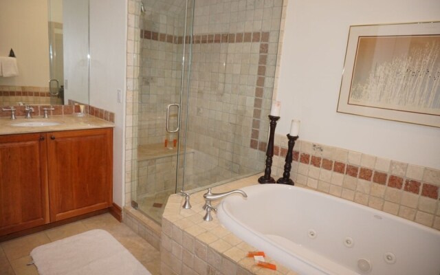 Pine Meadows 124 4 Bedroom Townhouse