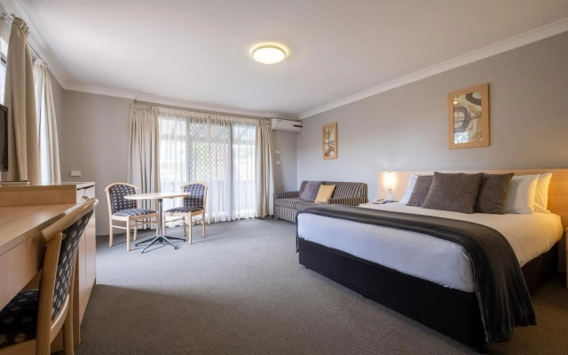 Maclin Lodge Motel