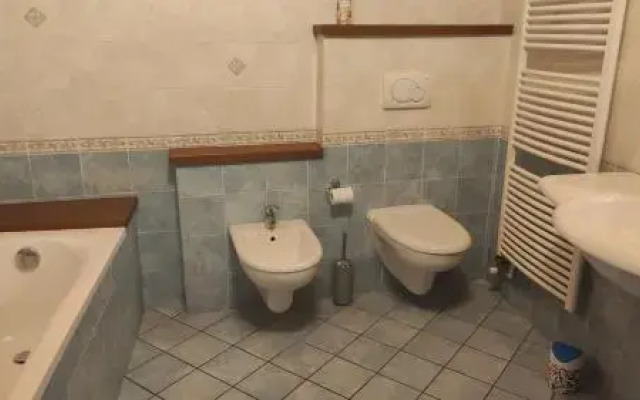 Tra Montagna E Citta