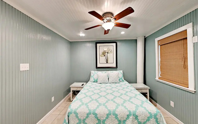 Paradise Hideout - One Bedroom Townhome