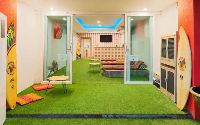 Popeyes Hostel Coffeeshop and Beer Bar