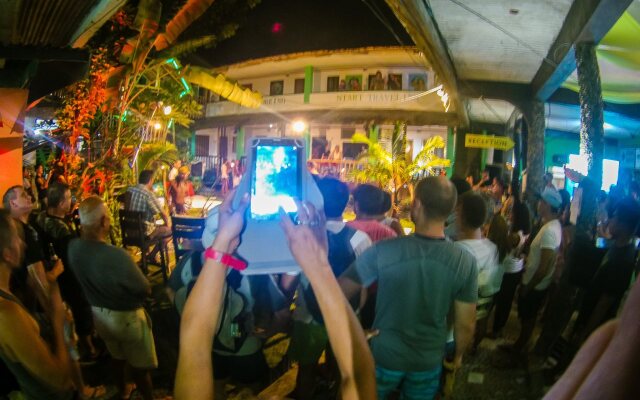 Jeepney Hostel and Kite Resort
