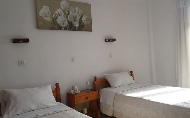Maria's Apartments