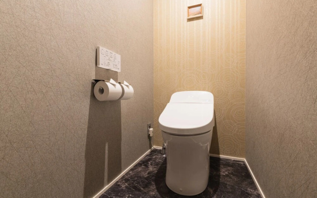 GRAND BASE Hakata Naraya