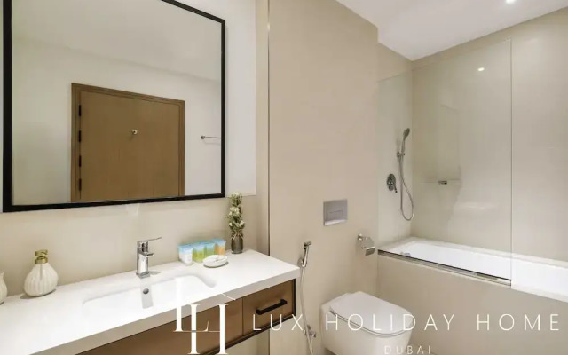 LUX  The Vida Marina Residence 3