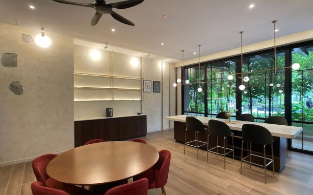 Agile Residence TRX by Isabella