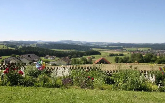 Hotel "Haus am Berg"