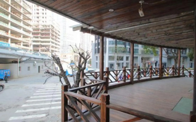 Yanrui Hotel