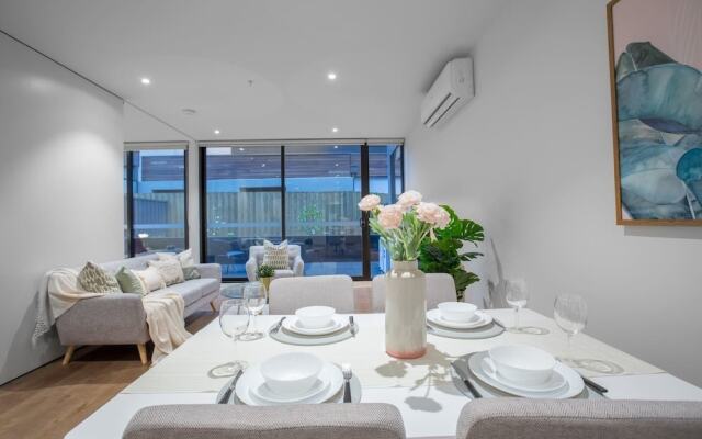 Comfy Kew Apartments