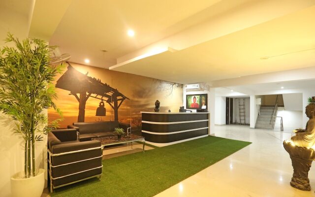 OYO 9587 The Royal Crowne