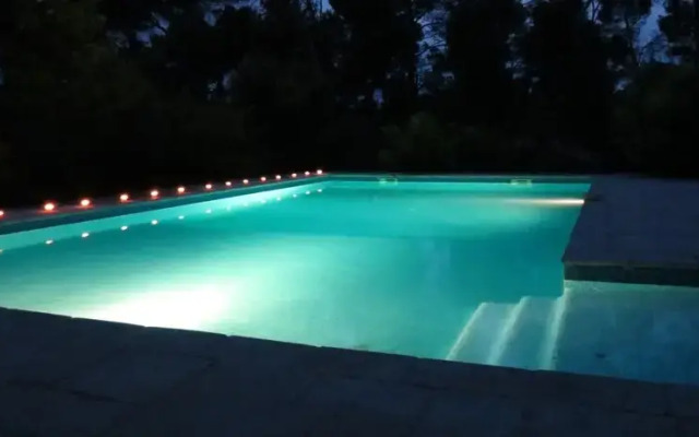 La Bastide De L'aube Chambre d hôtes