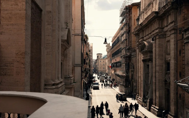 The Flow - Via Del Corso